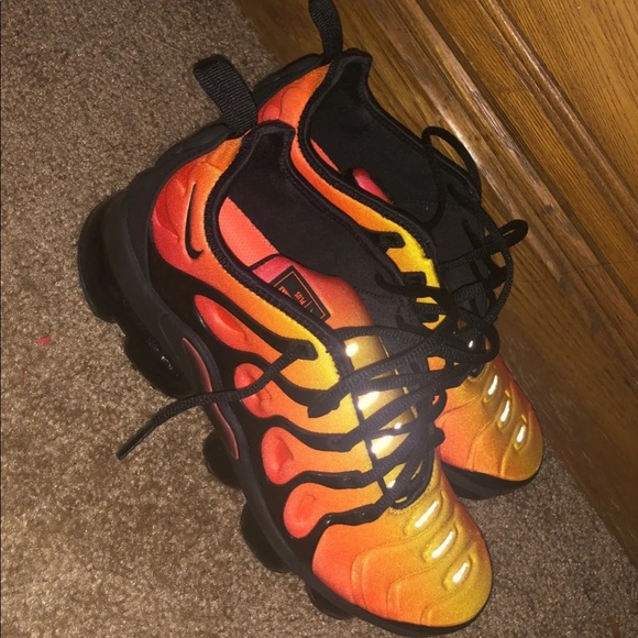 Nike air vapormax plus - Picture 2 of 4